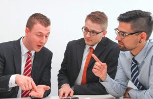 How to Resolve Conflict in the Workplace in 5 Steps