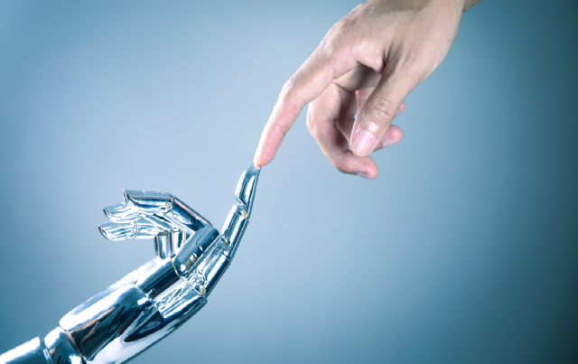 AI and Collaboration: The Rise of Human-Machine Synergy